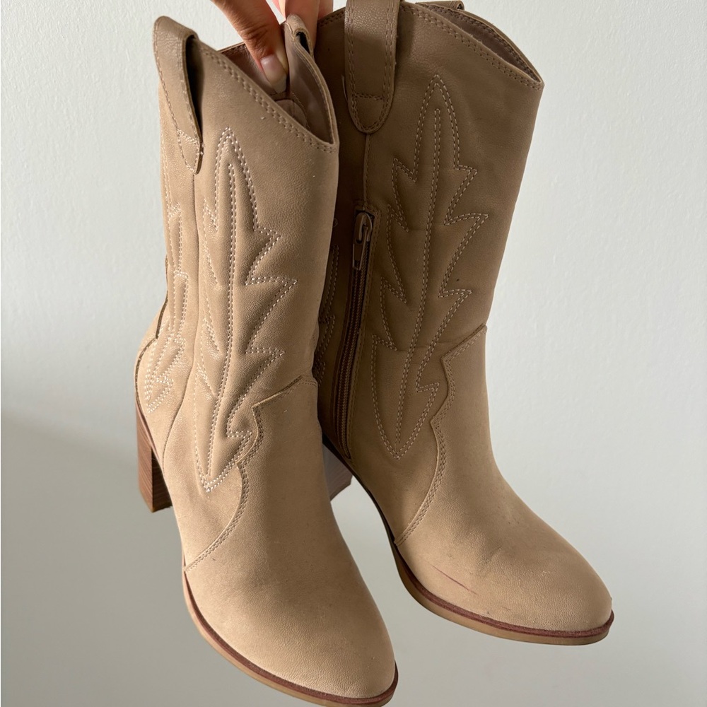 MIA | Heeled Cowboy Boots - Picture 4 of 4